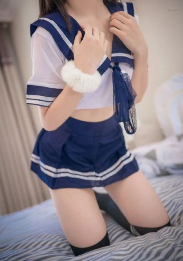 免费美女视频网站_手机在线看片