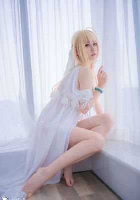 沉香如屑沉香重华_日韩成人在线