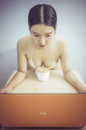 善良的小咦子_全集电影手机在线观看
